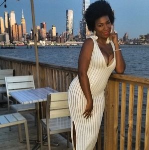 Meet your Posher, Isana